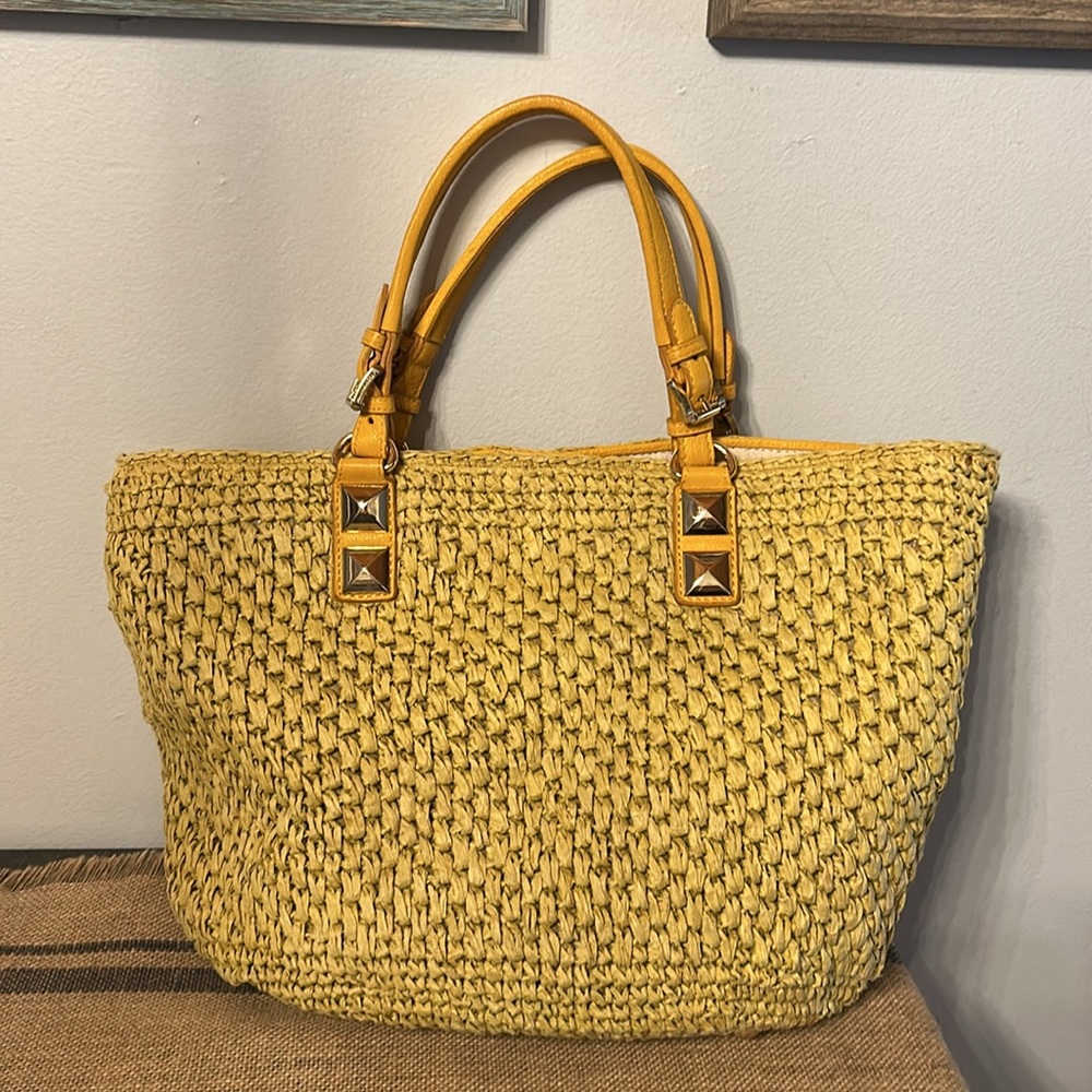 [Michael Kors] Yellow Raffia Tote with Leather Handles - Picture 4 of 5